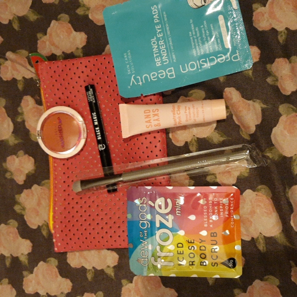 IPSY bundle with Watermelon bag